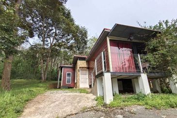 [ TANAH RESORT CANTIK ] di Ulu Klawang Jelebu