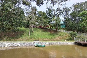 [ TANAH RESORT CANTIK ] di Ulu Klawang Jelebu