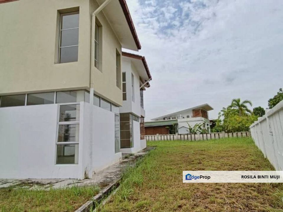 [ LARGE LAND ]  2 Sty Bungalow at Bandar Enstek Negeri Sembilan For Sale  , Negeri Sembilan, Seremban