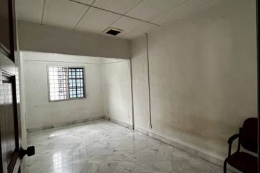 Jalan Wawasan Ampang 