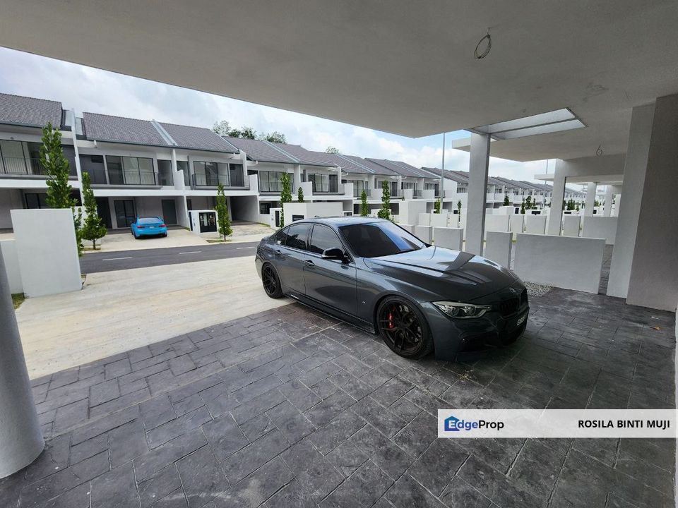[ NEW CORNER LOT ]  2 Sty Superlink House Residensi Lambaian 2 Bangi , Selangor, Bangi