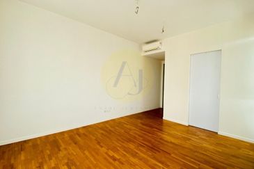 Infiniti 3 Residences