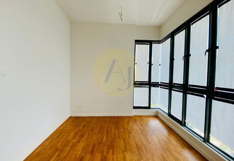 Infiniti 3 Residences