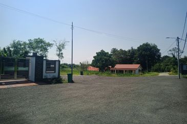 Taman Desa Pinggiran Bayu