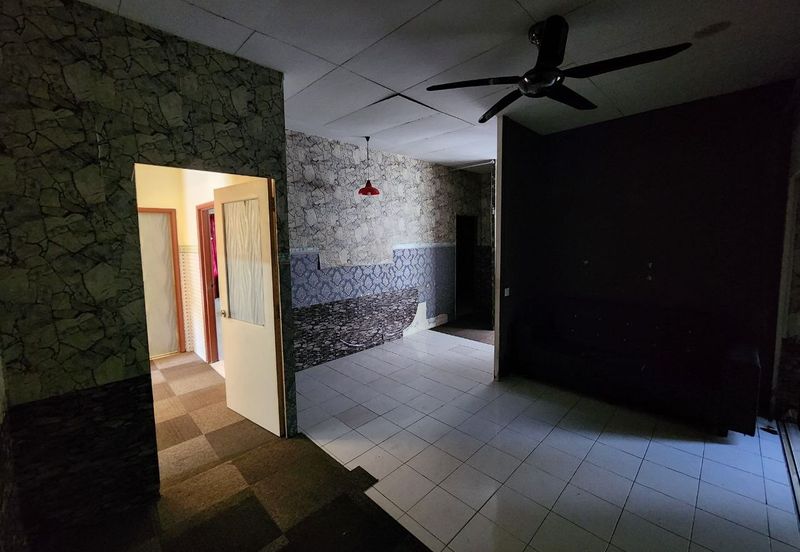 Jalan Bandar Putra Permai 4/2