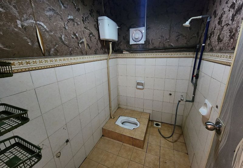 Jalan Bandar Putra Permai 4/2