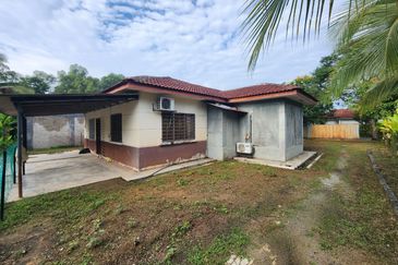 Jalan Bandar Putra Permai 4/2