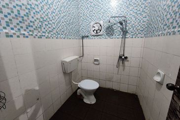 Jalan Bandar Putra Permai 4/2