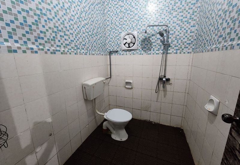 Jalan Bandar Putra Permai 4/2