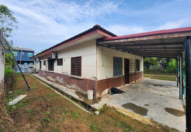 Jalan Bandar Putra Permai 4/2