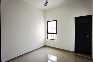 [ FACING OPEN ] 2Sty House Corner Lot Mahkota Hill Semenyih (Woodburry)  