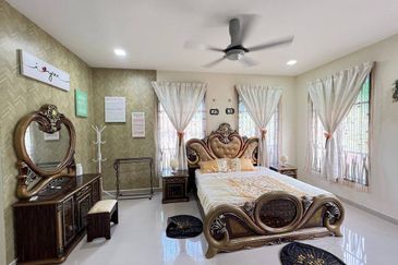 Desa Pinggiran Putra