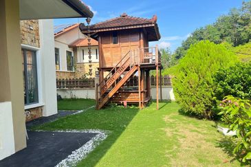 Desa Pinggiran Putra