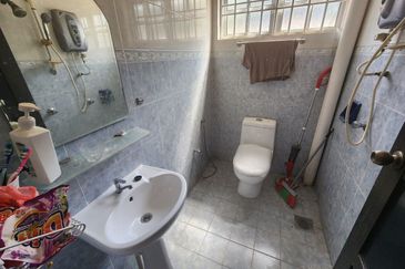 [ FREEHOLD ] 2 Sty Bungalow Kampung Dato Abu Bakar Baginda Bangi  