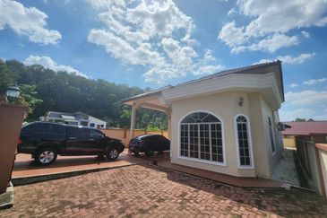 [ FREEHOLD ] 2 Sty Bungalow Kampung Dato Abu Bakar Baginda Bangi  