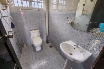 [ FREEHOLD ] 2 Sty Bungalow Kampung Dato Abu Bakar Baginda Bangi  