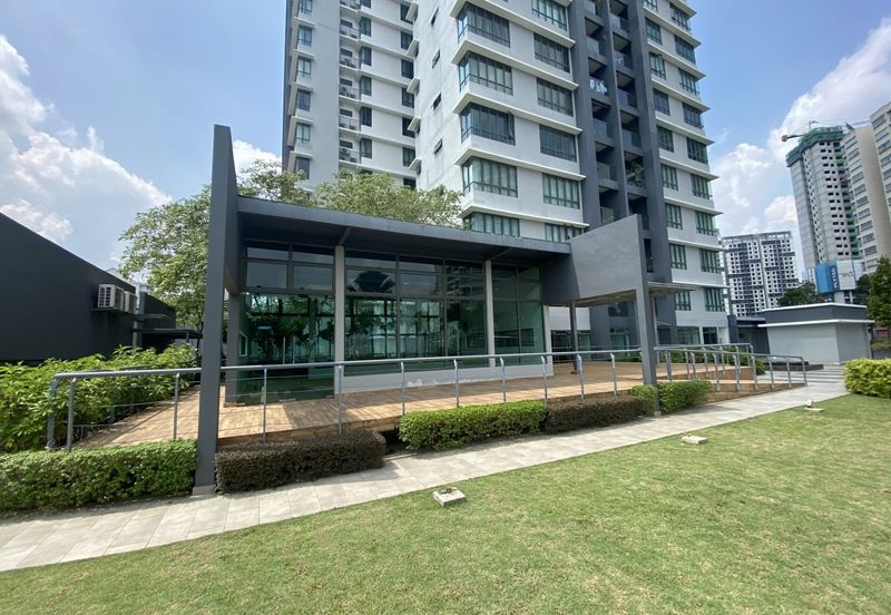 Infiniti 3 Residences