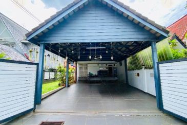 [ FREEHOLD END LOT ] 2Sty House at Taman Setiawangsa 