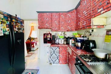 [ FREEHOLD END LOT ] 2Sty House at Taman Setiawangsa 