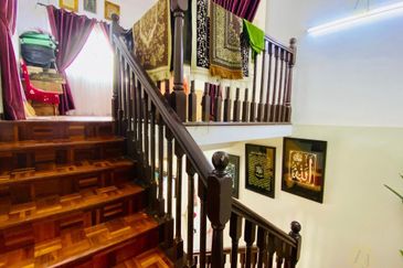 [ FREEHOLD END LOT ] 2Sty House at Taman Setiawangsa 