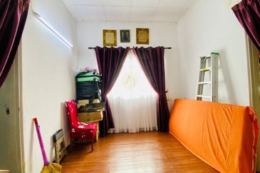 [ FREEHOLD END LOT ] 2Sty House at Taman Setiawangsa 