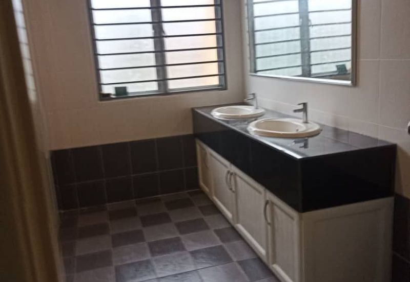 Nilai Springs Heights