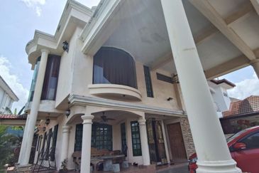 Jalan Suasana, Bandar Tun Hussein Onn