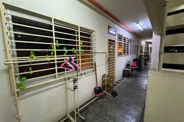 Residensi Bistaria, Ukay Bistari