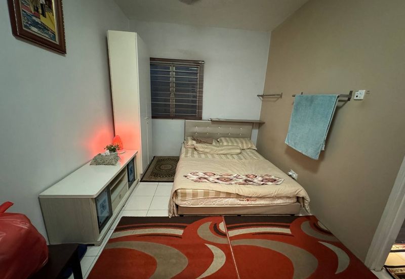 Residensi Bistaria, Ukay Bistari