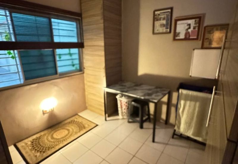 Residensi Bistaria, Ukay Bistari