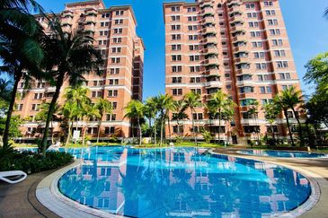 [ RENO ] Serdang Jaya Putra Indah Condo 