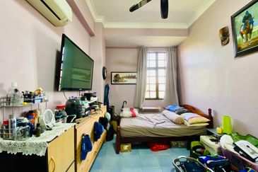 [ RENO ] Serdang Jaya Putra Indah Condo 