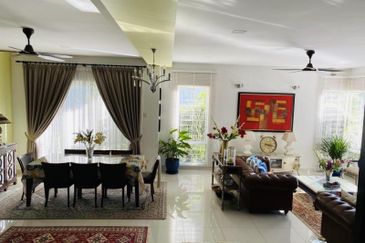 Perdana Lakeview East