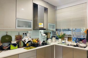 Perdana Lakeview East