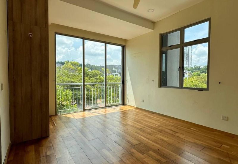 Symphony Hills Schubert