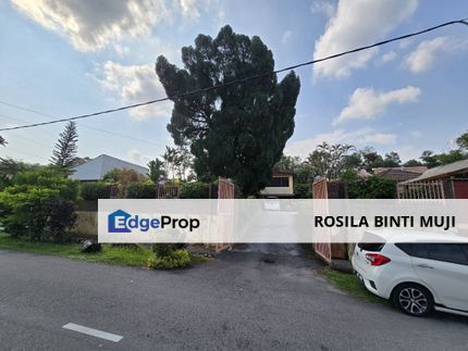 [ ADA EXTRA TANAH ] 1.5 Storey Bungalow Seksyen 1 Bandar Baru Bangi, Selangor, Bangi