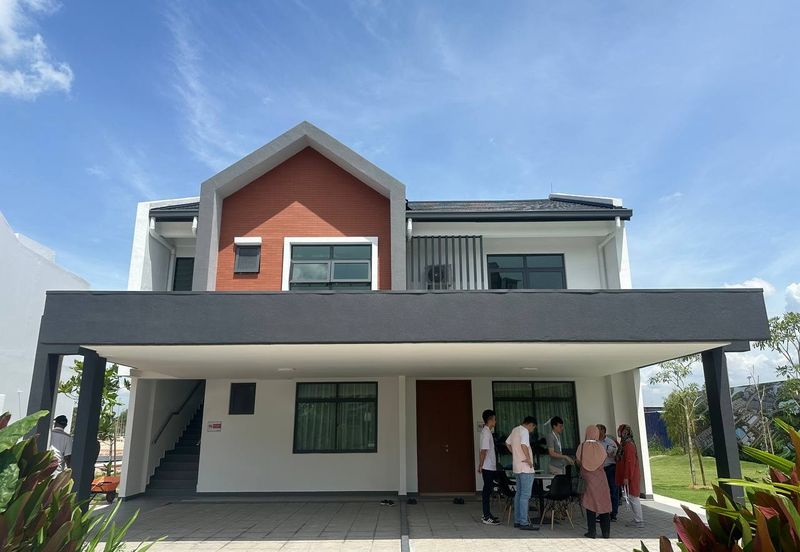 [ ZERO BOOKING ] New House Landed di Cyberjaya 