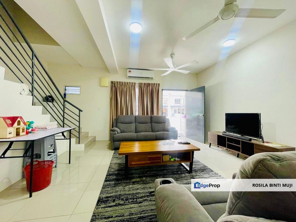 [ GATED GUARDED ] 2Sty House, Kita Harmoni Cybersouth , Selangor, Dengkil