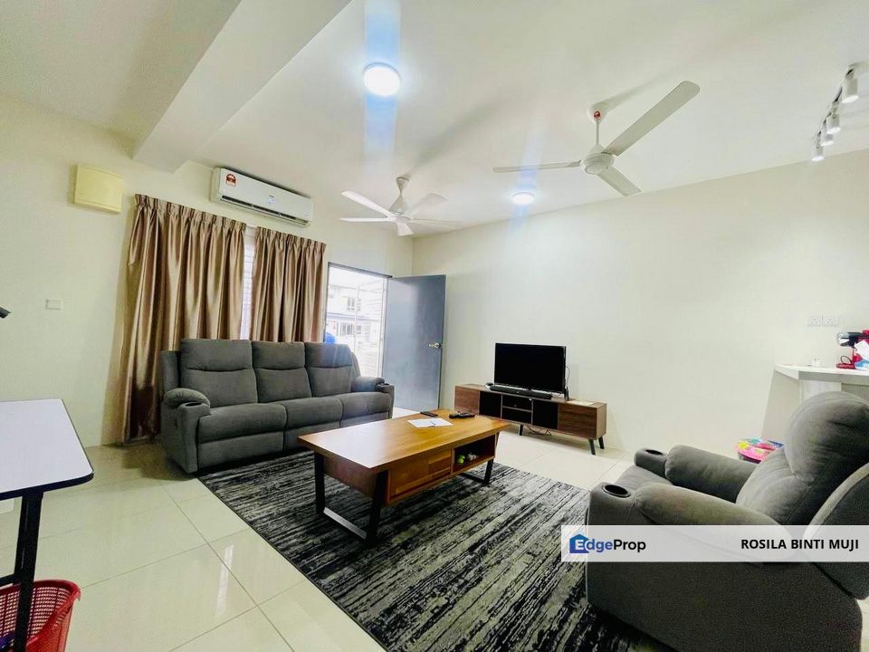[ GATED GUARDED ] 2Sty House, Kita Harmoni Cybersouth , Selangor, Dengkil