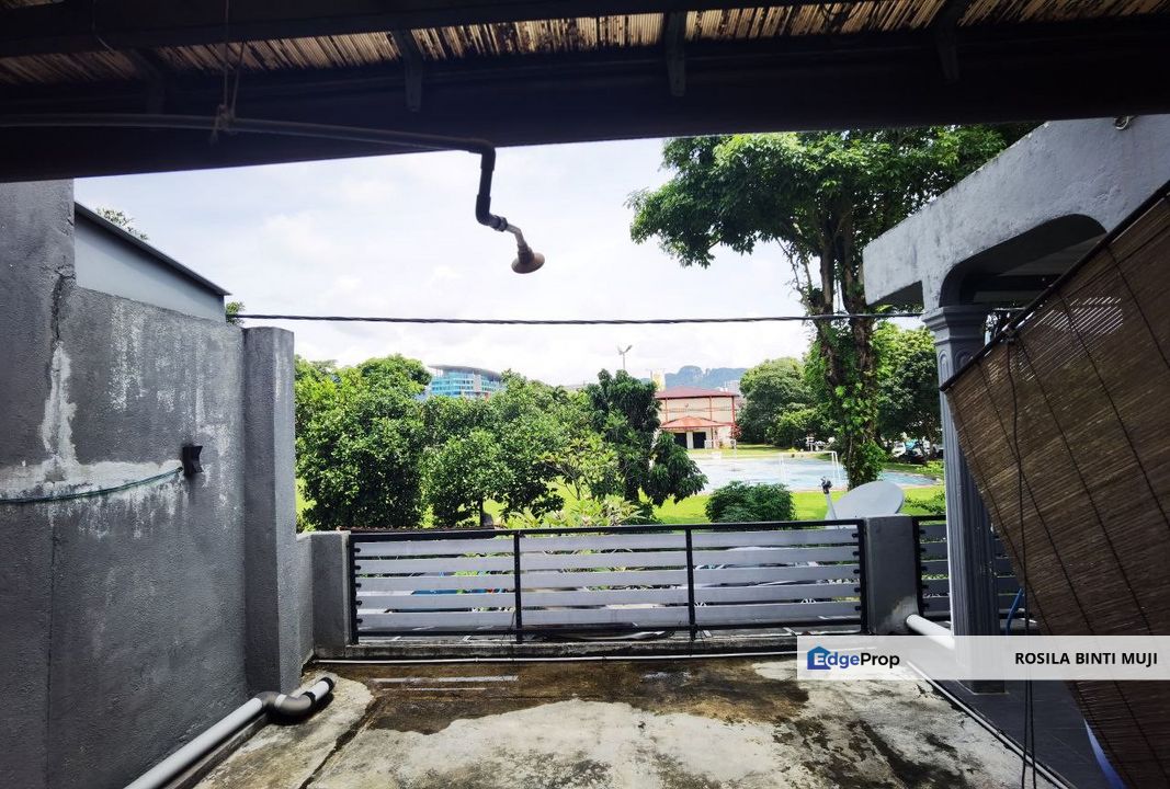 [ FACING OPEN ] Renovated Double Storey Terrace Taman Permata KL , Kuala Lumpur, Cheras