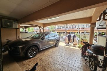 Kampung Sungai Tangkas