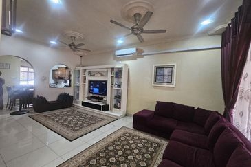 Kampung Sungai Tangkas