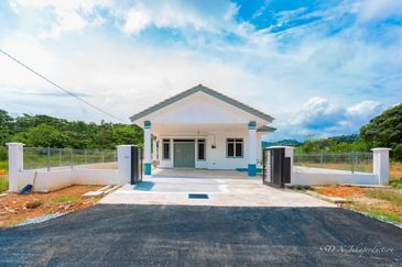 Kampung Jenderam Hulu