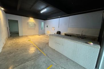 [ BELOW MARKET ] 3 Storey Shoplot Taman Nirwana Ampang Jalan Nirwana 35