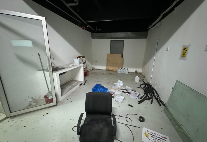 [ BELOW MARKET ] 3 Storey Shoplot Taman Nirwana Ampang Jalan Nirwana 35