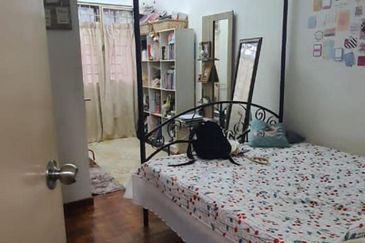 [ FACING GARDEN ] End Lot 2Sty House Presint 9 Putrajaya  