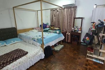 [ FACING GARDEN ] End Lot 2Sty House Presint 9 Putrajaya  