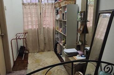 [ FACING GARDEN ] End Lot 2Sty House Presint 9 Putrajaya  