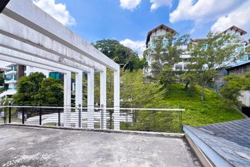 [ MODERN DESIGN ] 3.5 Sty Bungalow With Infinity Pool at Country Heights Damansara, Kuala Lumpur