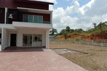 Taman jenderam Damai